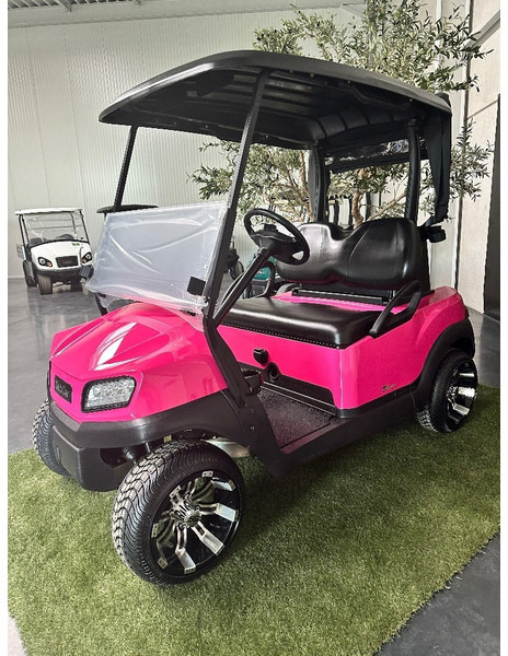 Club Car Tempo Pink with new battery pack - Golfkocsi: 1 kép. Club Car Tempo Pink with new battery pack - Golfkocsi: 1 kép.