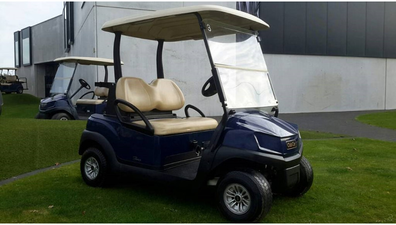 Club Car tempo 2022 - Golfkocsi: 2 kép. Club Car tempo 2022 - Golfkocsi: 2 kép.