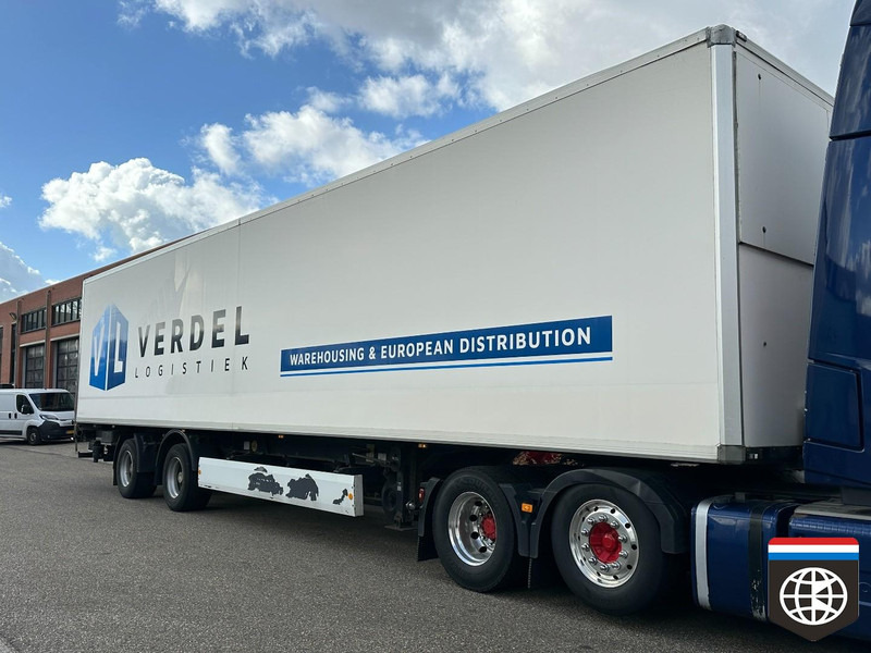 Krone SZR20 250x260 / NEW TYRES / TAILLIFT 3000 KG - Félpótkocsi dobozos: 5 kép. Krone SZR20 250x260 / NEW TYRES / TAILLIFT 3000 KG - Félpótkocsi dobozos: 5 kép.