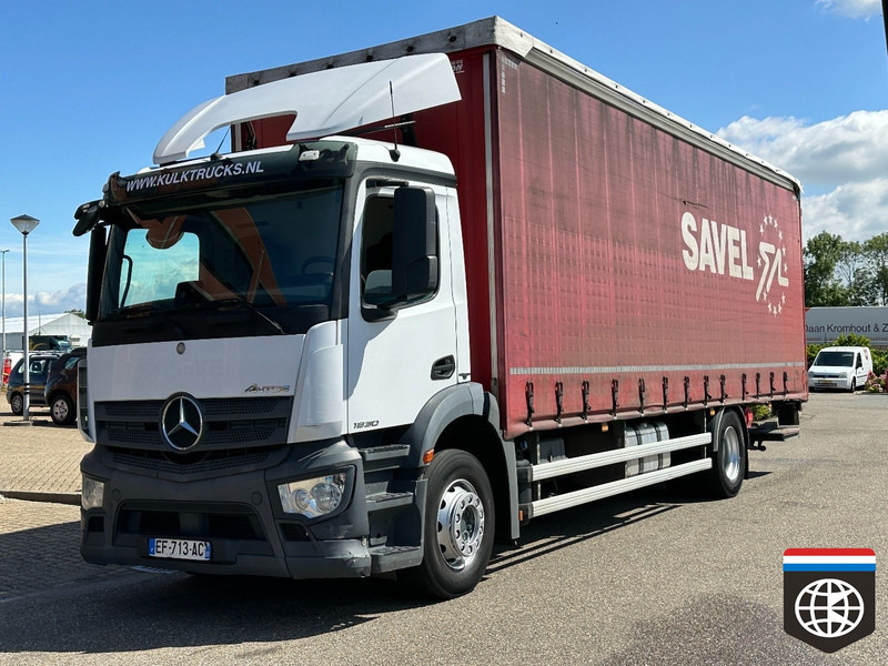 Mercedes-Benz ANTOS 1830 / CURTAIN SIDE / SLIDE ROOF / TAIL LIFT - Ponyvás teherautó: 2 kép. Mercedes-Benz ANTOS 1830 / CURTAIN SIDE / SLIDE ROOF / TAIL LIFT - Ponyvás teherautó: 2 kép.