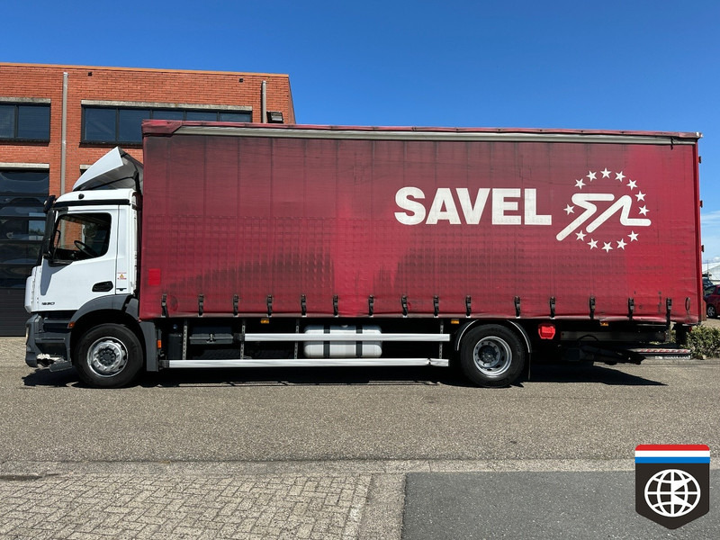 Mercedes-Benz ANTOS - Ponyvás teherautó: 3 kép. Mercedes-Benz ANTOS - Ponyvás teherautó: 3 kép.