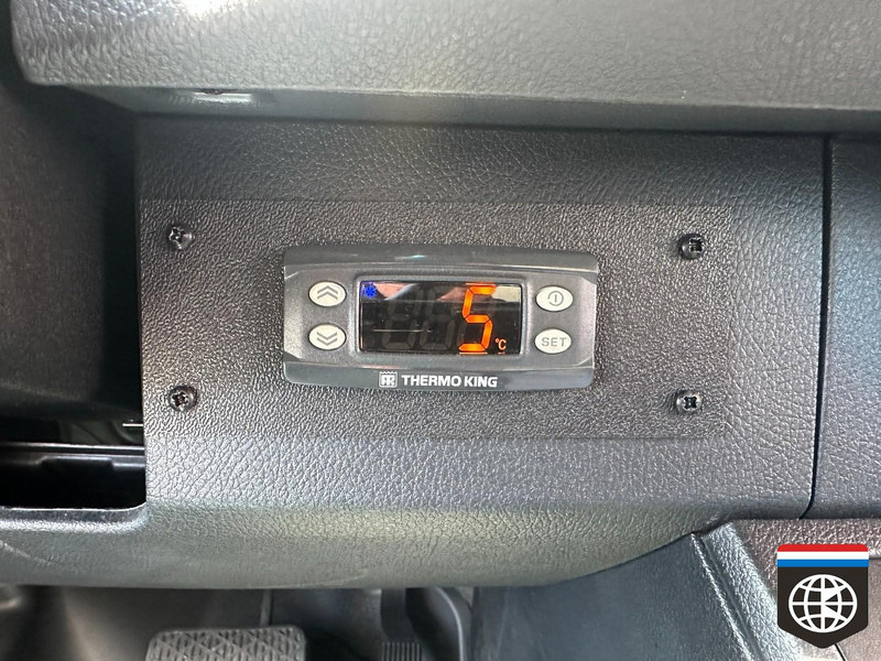 Mercedes-Benz Sprinter lízing Mercedes-Benz Sprinter: 9 kép. Mercedes-Benz Sprinter lízing Mercedes-Benz Sprinter: 9 kép.