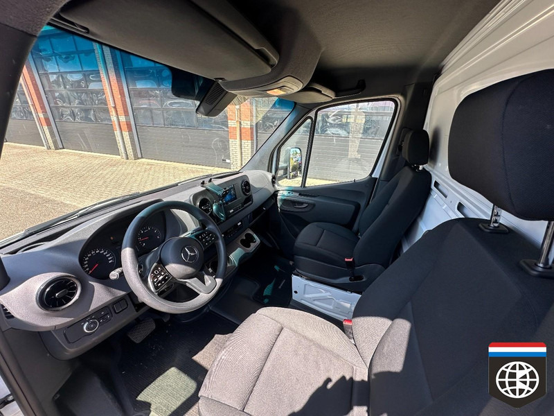 Mercedes-Benz Sprinter lízing Mercedes-Benz Sprinter: 13 kép. Mercedes-Benz Sprinter lízing Mercedes-Benz Sprinter: 13 kép.