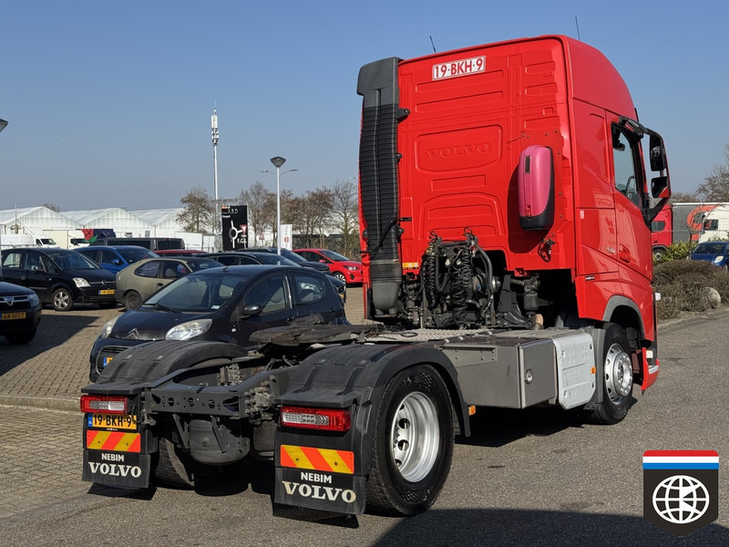 Volvo FH 420 4X2 420 - ADR/VLG - PTO - EURO 6C - Nyergesvontató: 5 kép. Volvo FH 420 4X2 420 - ADR/VLG - PTO - EURO 6C - Nyergesvontató: 5 kép.