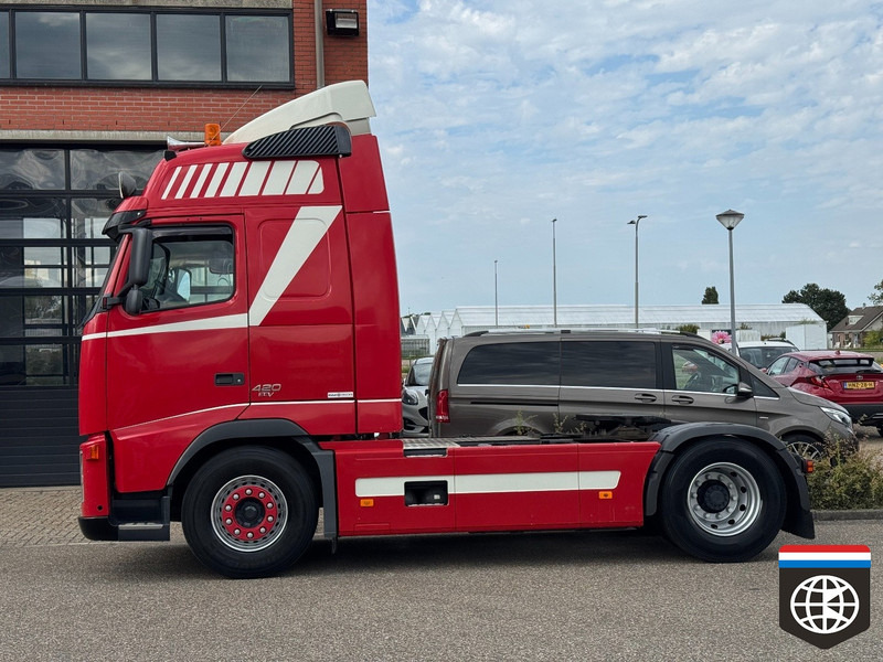 Volvo FH12 4X2T FAL8.0 RAD-A4 420 euro 3 - Globe - 2x TANK - Full spoiler - Nyergesvontató: 4 kép. Volvo FH12 4X2T FAL8.0 RAD-A4 420 euro 3 - Globe - 2x TANK - Full spoiler - Nyergesvontató: 4 kép.