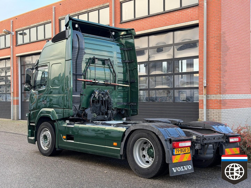 Volvo FM 410 HOLLAND TRUCK - 2 X BED - Nyergesvontató: 4 kép. Volvo FM 410 HOLLAND TRUCK - 2 X BED - Nyergesvontató: 4 kép.