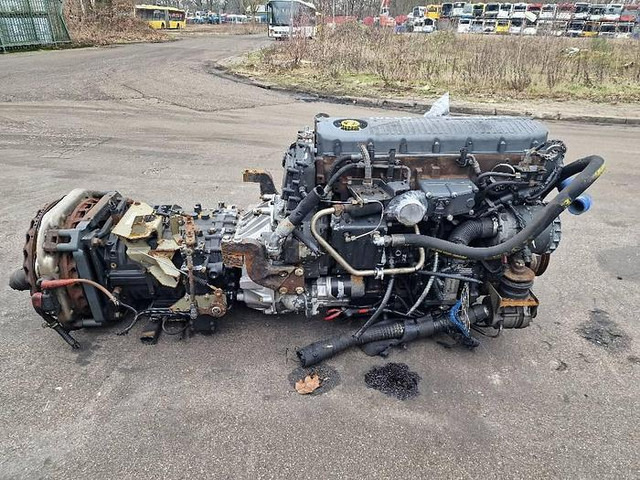 Iveco Cursor 8 - Alkatrész: 4 kép. Iveco Cursor 8 - Alkatrész: 4 kép.