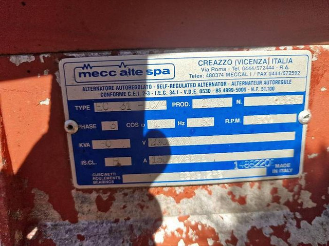 Iveco 8060 - Áramfejlesztő: 5 kép. Iveco 8060 - Áramfejlesztő: 5 kép.