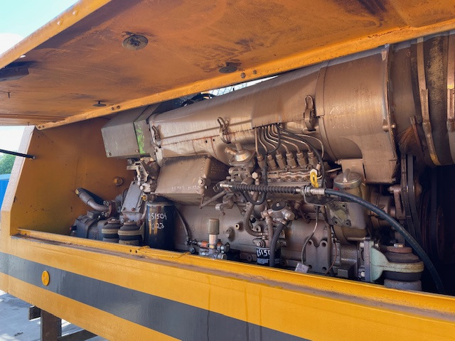 Sennebogen S1225R - Lánctalpas daru: 4 kép. Sennebogen S1225R - Lánctalpas daru: 4 kép.