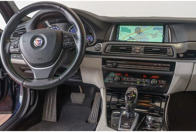 Autó Alpina B5 4.4 Bi-Turbo/BMW Night Vision/kompl. Historie: 8 kép. Autó Alpina B5 4.4 Bi-Turbo/BMW Night Vision/kompl. Historie: 8 kép.