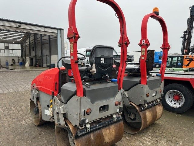 Ammann ARX23, Tandemwalze, 400 Std., guter Zustand - Úthenger: 2 kép. Ammann ARX23, Tandemwalze, 400 Std., guter Zustand - Úthenger: 2 kép.