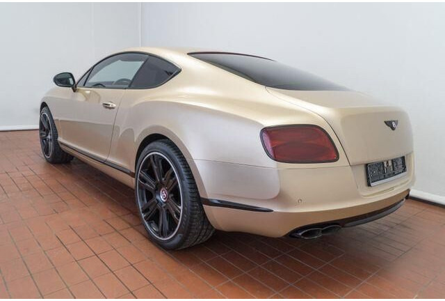Bentley Continental GT 4.0 V8 4WD/Kamera/21 Zoll/LED - Kupé: 2 kép. Bentley Continental GT 4.0 V8 4WD/Kamera/21 Zoll/LED - Kupé: 2 kép.