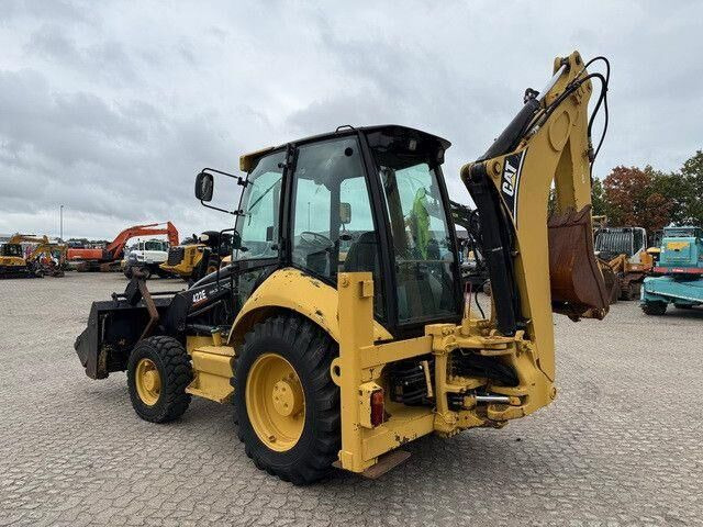 Caterpillar 422 4x4, Mehrzweckgerät, Palettengabel, Schaufel - Kotrórakodó: 5 kép. Caterpillar 422 4x4, Mehrzweckgerät, Palettengabel, Schaufel - Kotrórakodó: 5 kép.