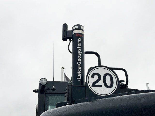 Gumikerekes kotró Caterpillar M315F, OilQuick, Hammer- u- Greifersteuerung: 14 kép. Gumikerekes kotró Caterpillar M315F, OilQuick, Hammer- u- Greifersteuerung: 14 kép.