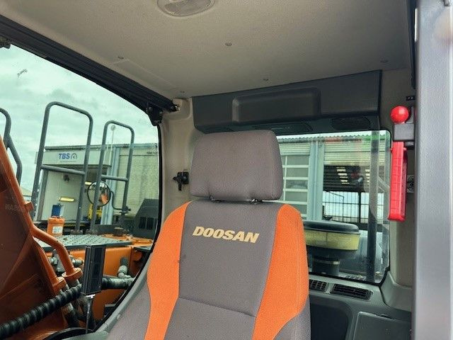 Doosan DX 255 LC-5/Schnellwechsel System/Rototilt R8  lízing Doosan DX 255 LC-5/Schnellwechsel System/Rototilt R8: 12 kép.