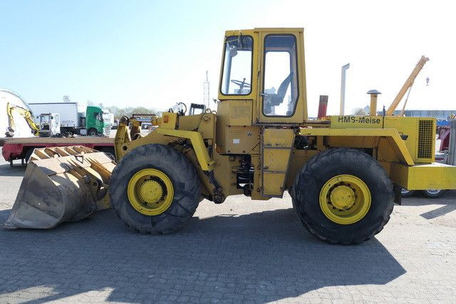 Faun F 1400 C, Deutz-Motor, 2.6m³ Schaufel, Kabine - Gumikerekes homlokrakodó: 5 kép. Faun F 1400 C, Deutz-Motor, 2.6m³ Schaufel, Kabine - Gumikerekes homlokrakodó: 5 kép.