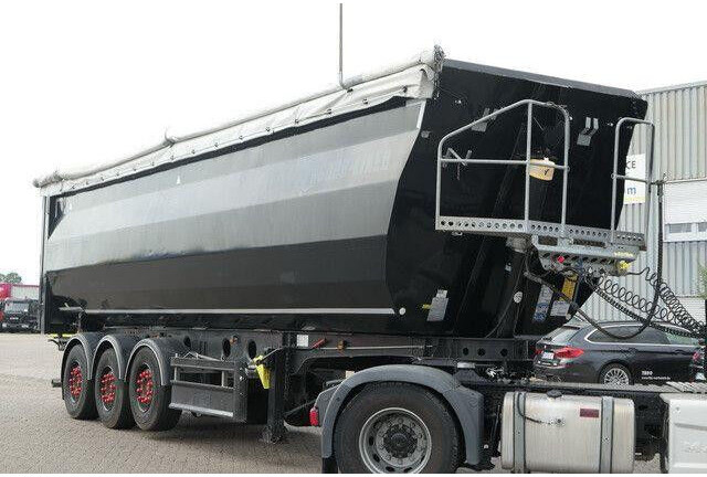 Fliegl DHKS 390, Stahl, 50m³, Schrottmulde, TOP-Zustand - Félpótkocsi billenőplatós: 4 kép. Fliegl DHKS 390, Stahl, 50m³, Schrottmulde, TOP-Zustand - Félpótkocsi billenőplatós: 4 kép.