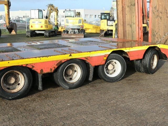 Gheysen & Verpoort, Gelenkt, Hydr. Rampen, Luf - Félpótkocsi mélybölcsős: 3 kép. Gheysen & Verpoort, Gelenkt, Hydr. Rampen, Luf - Félpótkocsi mélybölcsős: 3 kép.