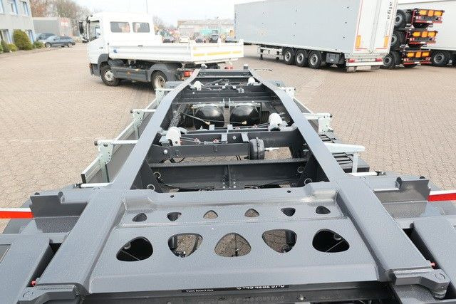 HKM G 18 SZL 5.2, Schlitten, Zwillingsbereifung, LED - Multiliftes/ Konténerszállító pótkocsi: 5 kép. HKM G 18 SZL 5.2, Schlitten, Zwillingsbereifung, LED - Multiliftes/ Konténerszállító pótkocsi: 5 kép.