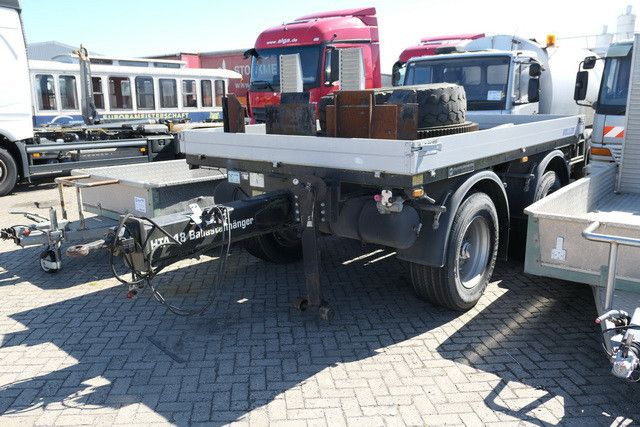 Hüffermann HTA 18.00, Tandem, Ballastanhänger, Luftfederung - Platós pótkocsi: 2 kép. Hüffermann HTA 18.00, Tandem, Ballastanhänger, Luftfederung - Platós pótkocsi: 2 kép.