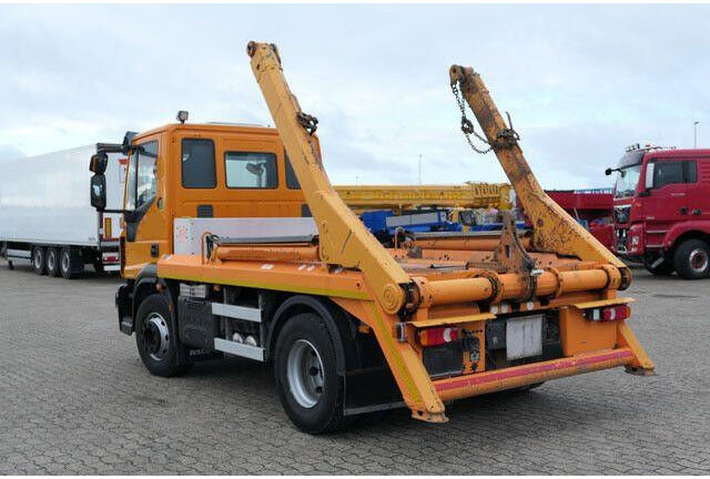 Iveco 160 E EuroCargo 4x2, VDL P-10, teleskop., Funk - Teherautó - kábelrendszer: 5 kép. Iveco 160 E EuroCargo 4x2, VDL P-10, teleskop., Funk - Teherautó - kábelrendszer: 5 kép.