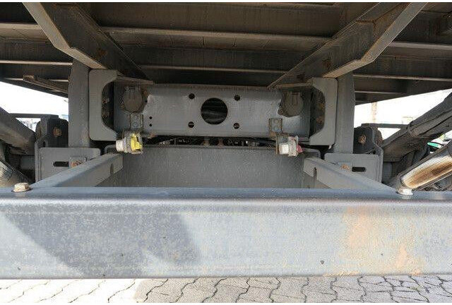 Iveco AD190S/P 4x2, 7.350mm lang, LBW, Klima, Navi - Ponyvás teherautó: 5 kép. Iveco AD190S/P 4x2, 7.350mm lang, LBW, Klima, Navi - Ponyvás teherautó: 5 kép.