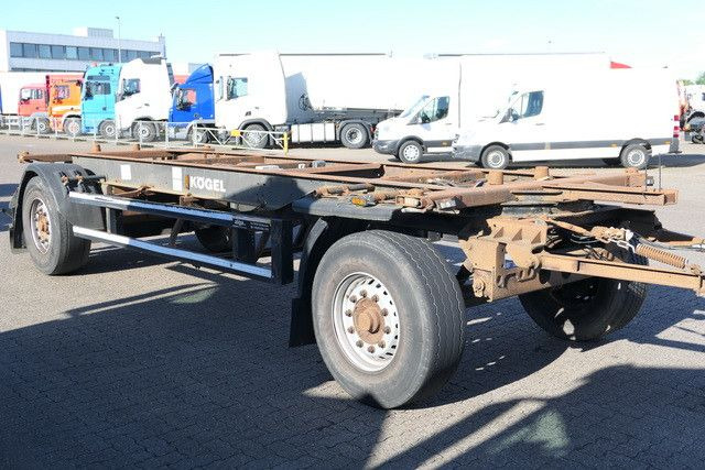 Kögel AWE 18, BDF, Wechselbrücke, 385/65 Reifen, BPW, - Pótkocsi cserefelépítményes: 2 kép. Kögel AWE 18, BDF, Wechselbrücke, 385/65 Reifen, BPW, - Pótkocsi cserefelépítményes: 2 kép.