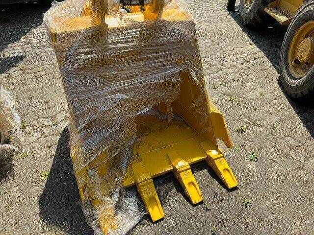 Komatsu 55' Ausleger/Long Reach Boom/Tieflöffel - Lánctalpas kotró: 4 kép. Komatsu 55' Ausleger/Long Reach Boom/Tieflöffel - Lánctalpas kotró: 4 kép.