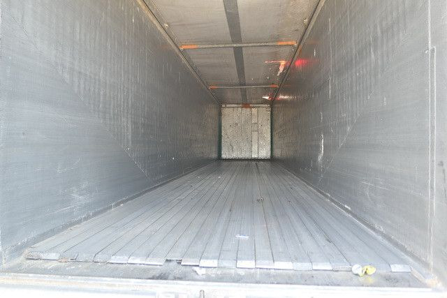 Kraker CF 200, 8mm Boden, Funk, BPW, Luft-Lift, 91m³ - Félpótkocsi öönkihordós: 5 kép. Kraker CF 200, 8mm Boden, Funk, BPW, Luft-Lift, 91m³ - Félpótkocsi öönkihordós: 5 kép.