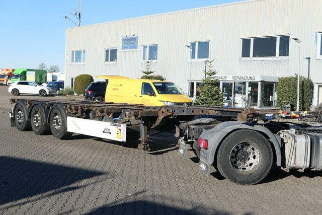 Krone SD, Container-Chassis, Heckausschub, Luft-Lift - Félpótkocsi cserefelépítményes: 3 kép. Krone SD, Container-Chassis, Heckausschub, Luft-Lift - Félpótkocsi cserefelépítményes: 3 kép.