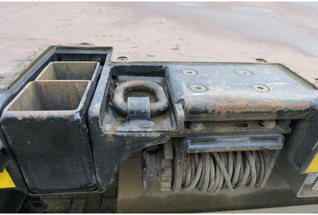 Krone SDP 27, Container, Rungen, 2x Lift, Multi-Lock - Félpótkocsi mélybölcsős: 4 kép. Krone SDP 27, Container, Rungen, 2x Lift, Multi-Lock - Félpótkocsi mélybölcsős: 4 kép.