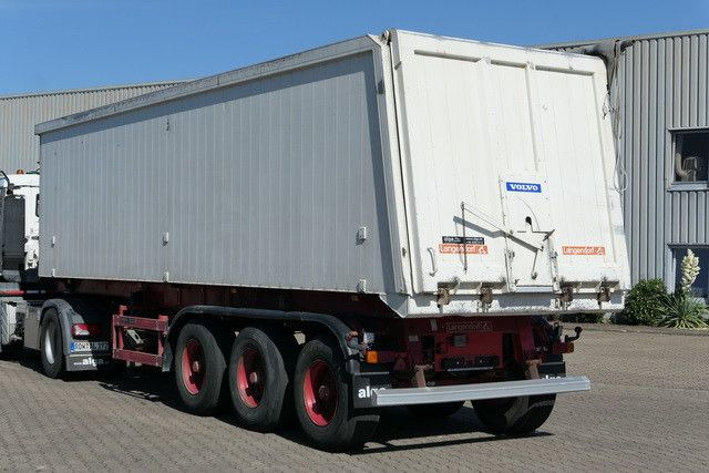 Langendorf SKA 27/27, 40 cbm./Liftachse/BPW - Félpótkocsi billenőplatós: 4 kép. Langendorf SKA 27/27, 40 cbm./Liftachse/BPW - Félpótkocsi billenőplatós: 4 kép.