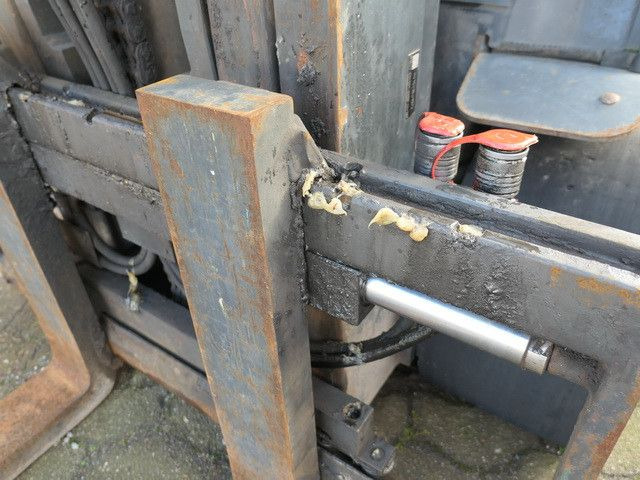 Linde E35L-01, Traglast 3.500kg., Hubhöhe 3.750mm - Elektromos targonca: 4 kép. Linde E35L-01, Traglast 3.500kg., Hubhöhe 3.750mm - Elektromos targonca: 4 kép.