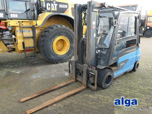 Linde E35L-01, Traglast 3.500kg., Hubhöhe 3.750mm - Elektromos targonca: 1 kép. Linde E35L-01, Traglast 3.500kg., Hubhöhe 3.750mm - Elektromos targonca: 1 kép.