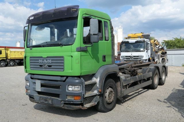 MAN 26.390 TGA BL 6x4, VDL S-21 6200, Klima, Luftfe. - Horgos rakodó teherautó: 3 kép. MAN 26.390 TGA BL 6x4, VDL S-21 6200, Klima, Luftfe. - Horgos rakodó teherautó: 3 kép.