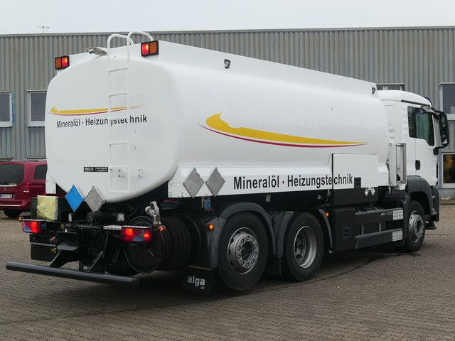 MAN 26.400 TGS LL 6x2, Oben-/Untenbefüllung, 20m³ - Tartályos teherautó: 2 kép. MAN 26.400 TGS LL 6x2, Oben-/Untenbefüllung, 20m³ - Tartályos teherautó: 2 kép.