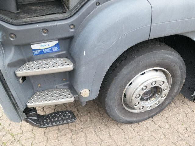 MAN 26.400 TGS LL 6x2, Oben-/Untenbefüllung, 20m³ - Tartályos teherautó: 5 kép. MAN 26.400 TGS LL 6x2, Oben-/Untenbefüllung, 20m³ - Tartályos teherautó: 5 kép.