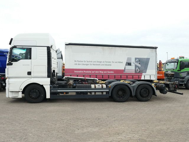 MAN 26.500 TGX LL 6x2, Motorschaden, Intarder - Cserefelépítményes teherautó: 3 kép. MAN 26.500 TGX LL 6x2, Motorschaden, Intarder - Cserefelépítményes teherautó: 3 kép.