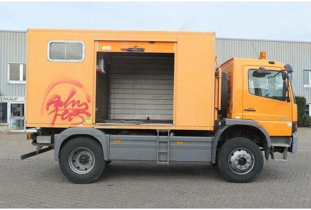 Mercedes-Benz 1518 A Atego 4X4, Klima, AHK, Allrad, Rolltor lízing Mercedes-Benz 1518 A Atego 4X4, Klima, AHK, Allrad, Rolltor: 7 kép.