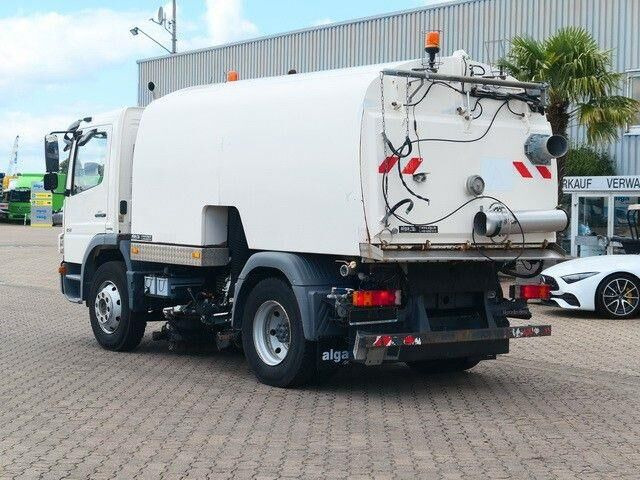 Mercedes-Benz 1518 LKO Atego 4x2, Kobit-Aufbau, 8m³,Wassertank - Utcaseprő gép: 5 kép. Mercedes-Benz 1518 LKO Atego 4x2, Kobit-Aufbau, 8m³,Wassertank - Utcaseprő gép: 5 kép.