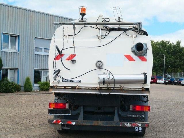 Mercedes-Benz 1518 LKO Atego 4x2, Kobit-Aufbau, 8m³,Wassertank - Utcaseprő gép: 4 kép. Mercedes-Benz 1518 LKO Atego 4x2, Kobit-Aufbau, 8m³,Wassertank - Utcaseprő gép: 4 kép.
