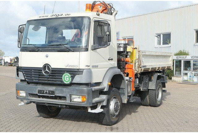 Mercedes-Benz 1828 Atego 4x4, Atlas AK 105.1, Funk, Hydr., AHK - Billenőplatós teherautó: 4 kép. Mercedes-Benz 1828 Atego 4x4, Atlas AK 105.1, Funk, Hydr., AHK - Billenőplatós teherautó: 4 kép.
