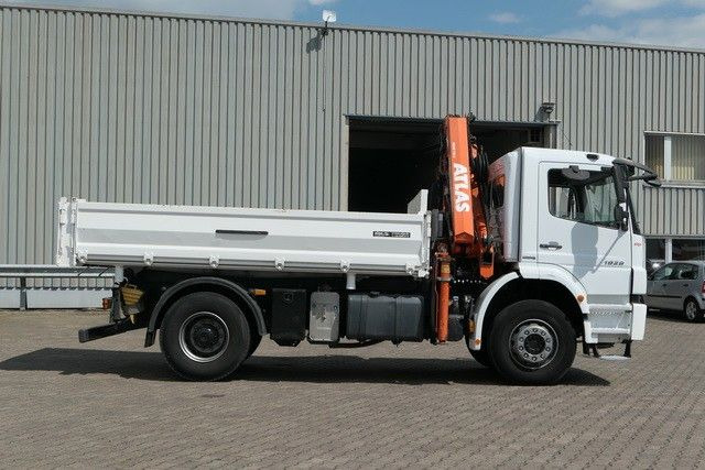 Mercedes-Benz 1829 K Axor, Atlas 116.3-A2L, AHK, Greifer,Klima - Billenőplatós teherautó, Darus autó: 2 kép. Mercedes-Benz 1829 K Axor, Atlas 116.3-A2L, AHK, Greifer,Klima - Billenőplatós teherautó, Darus autó: 2 kép.