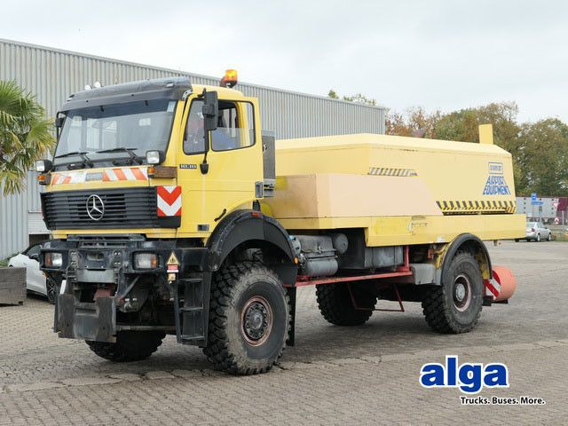 Mercedes-Benz 1838 AK 4x4, Allrad, Einzelbereifung, Wenig KM - Utcaseprő gép: 3 kép. Mercedes-Benz 1838 AK 4x4, Allrad, Einzelbereifung, Wenig KM - Utcaseprő gép: 3 kép.