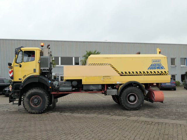 Mercedes-Benz 1838 AK 4x4, Allrad, Einzelbereifung, Wenig KM - Utcaseprő gép: 4 kép. Mercedes-Benz 1838 AK 4x4, Allrad, Einzelbereifung, Wenig KM - Utcaseprő gép: 4 kép.