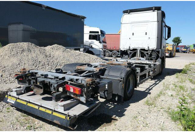 Mercedes-Benz 1842 L Actros/LBW/Retarder/BDF - Alvaz teherautó: 2 kép. Mercedes-Benz 1842 L Actros/LBW/Retarder/BDF - Alvaz teherautó: 2 kép.