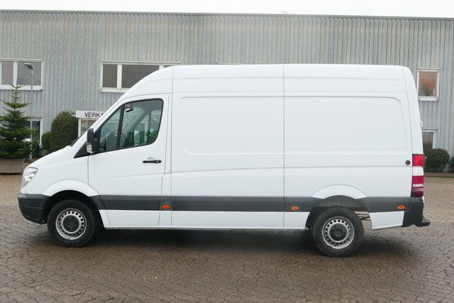 Kis furgon Mercedes-Benz 213 CDI Sprinter 4x2, Klima, 3. Sitz, Holzausbau: 7 kép.