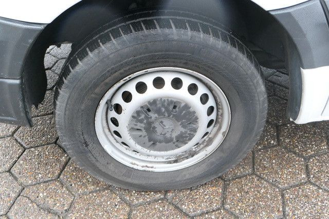 Kis furgon Mercedes-Benz 213 CDI Sprinter 4x2, Klima, 3. Sitz, Holzausbau: 10 kép.