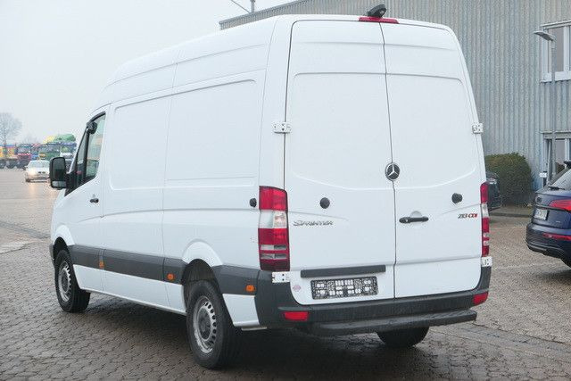 Kis furgon Mercedes-Benz 213 CDI Sprinter 4x2, Klima, 3. Sitz, Holzausbau: 6 kép.