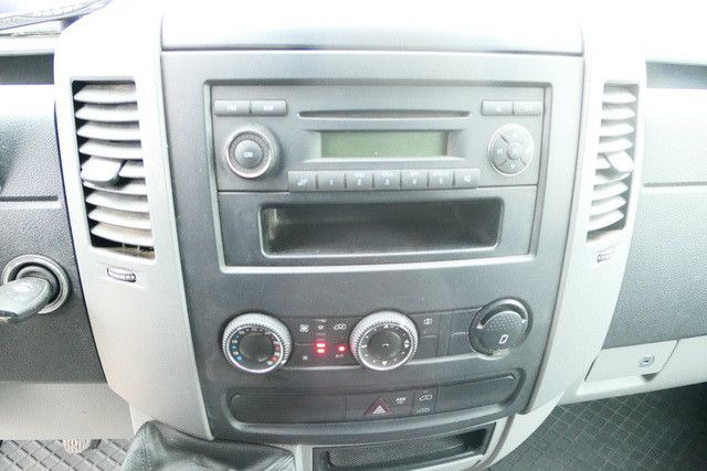 Kis furgon Mercedes-Benz 213 CDI Sprinter 4x2, Klima, 3. Sitz, Holzausbau: 14 kép.